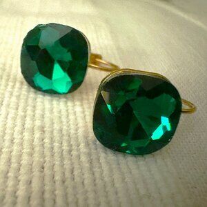 Emerald-Green Swarovski Crystal Faceted Gold Lever Flip-back Earrings NWOT